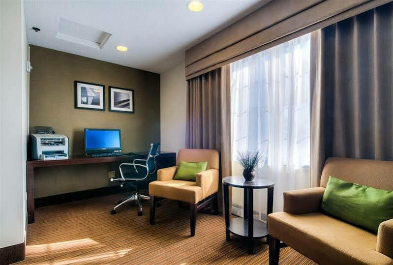 Sleep Inn Midway Airport Bedford Park Exterior photo